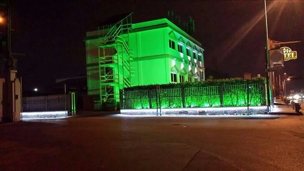 Meeting Hotel كازوريا