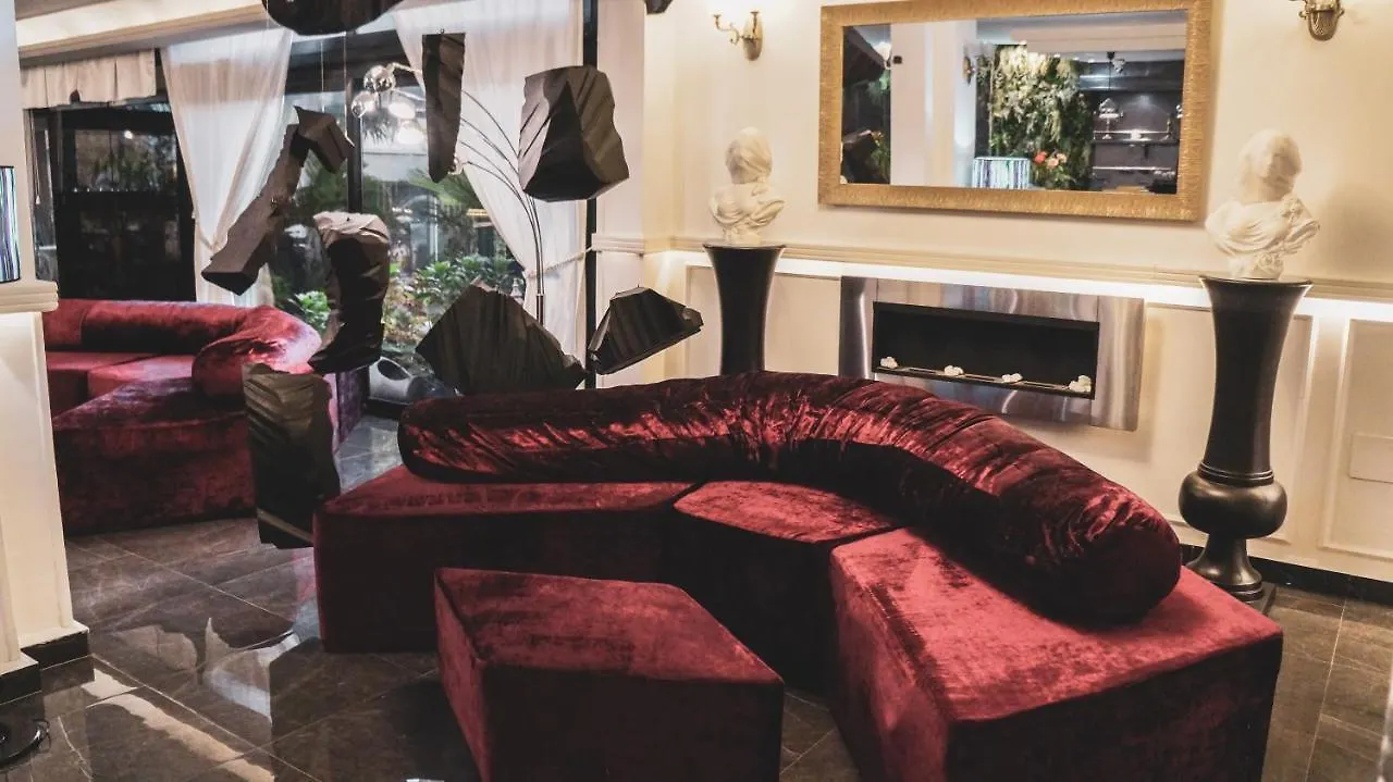 Meeting Hotel كازوريا